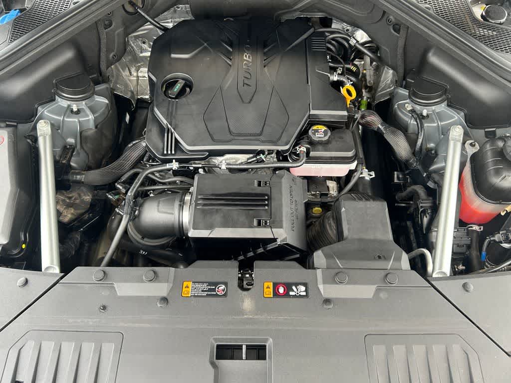 Thumbnail: 2024 Genesis GV80 - 9