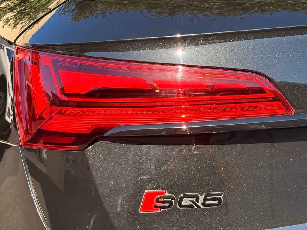Thumbnail: 2023 Audi SQ5 - 7