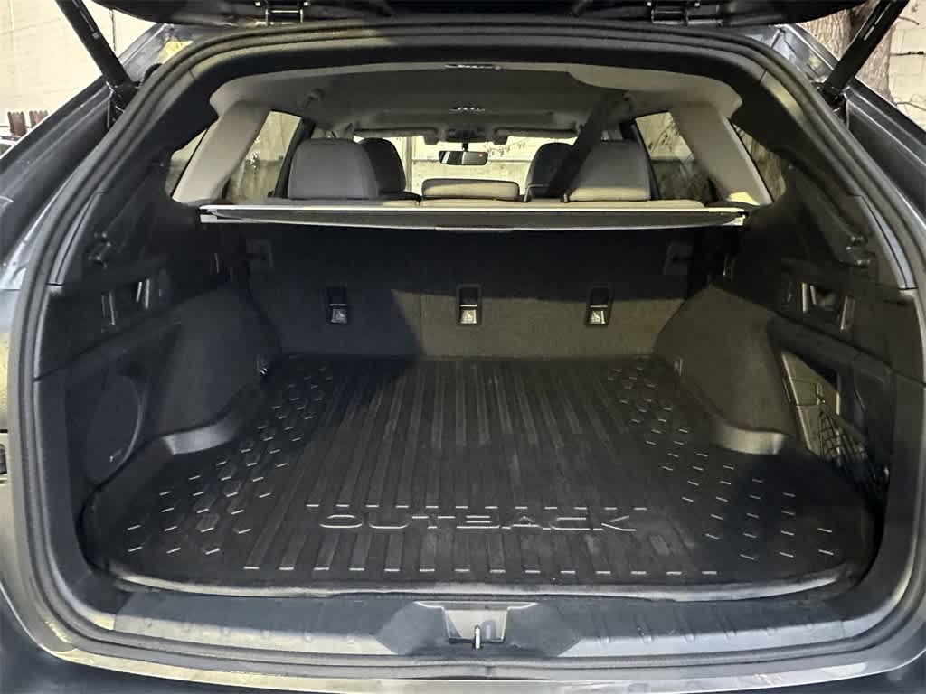 Thumbnail: 2022 Subaru Outback - 20