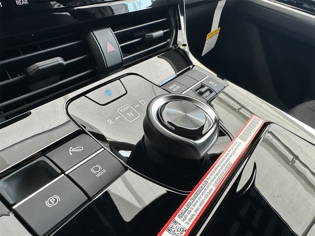 Thumbnail: 2025 Subaru Solterra - 17
