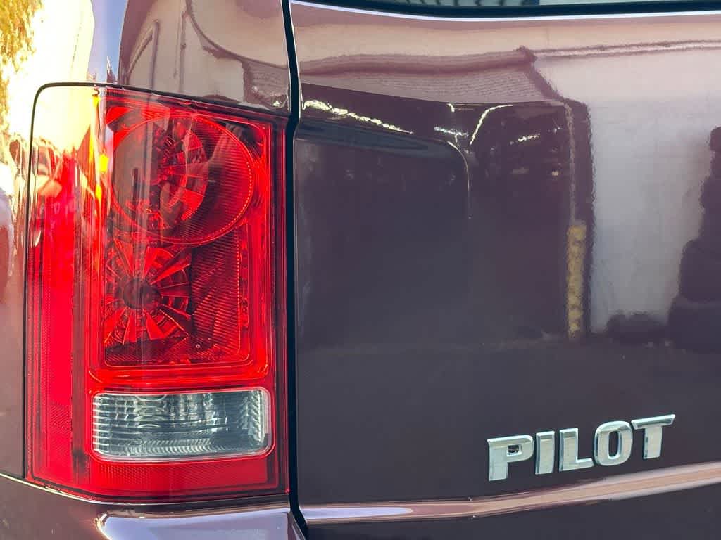 Thumbnail: 2011 Honda Pilot - 7