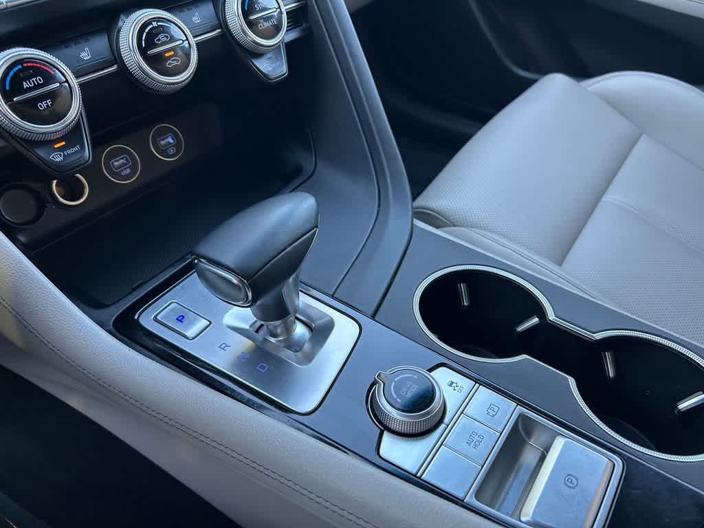 Thumbnail: 2022 Genesis G70 - 17
