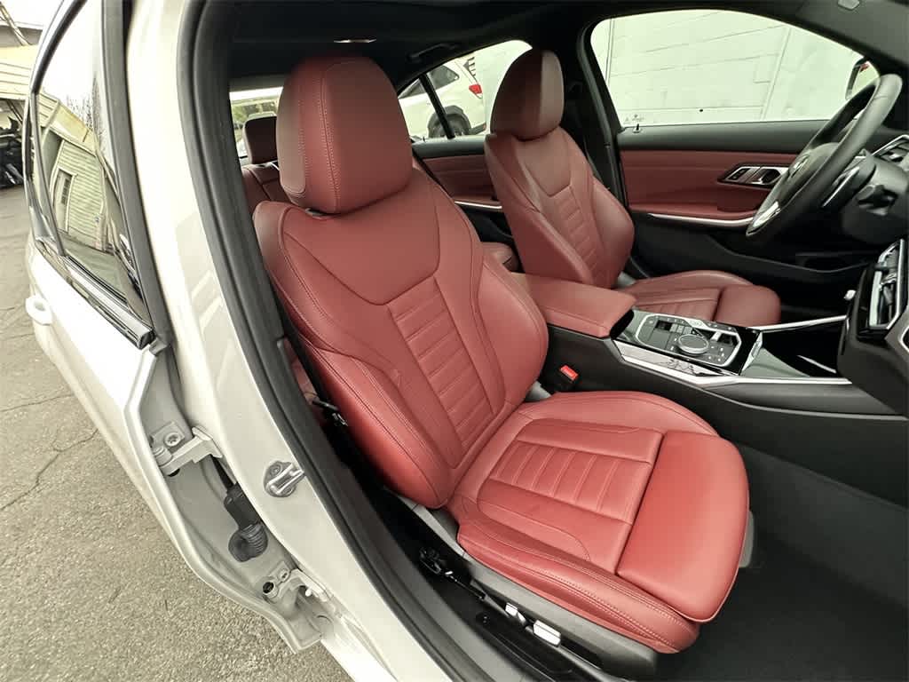 Thumbnail: 2023 BMW 3 Series - 15