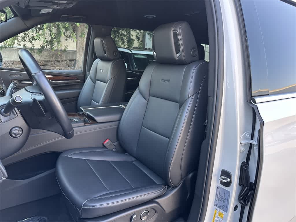 Thumbnail: 2023 Cadillac Escalade - 11