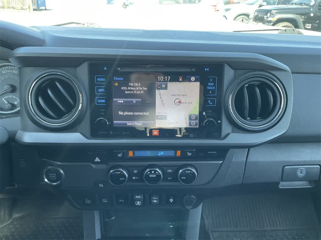 2018 Toyota Tacoma TRD Sport 17