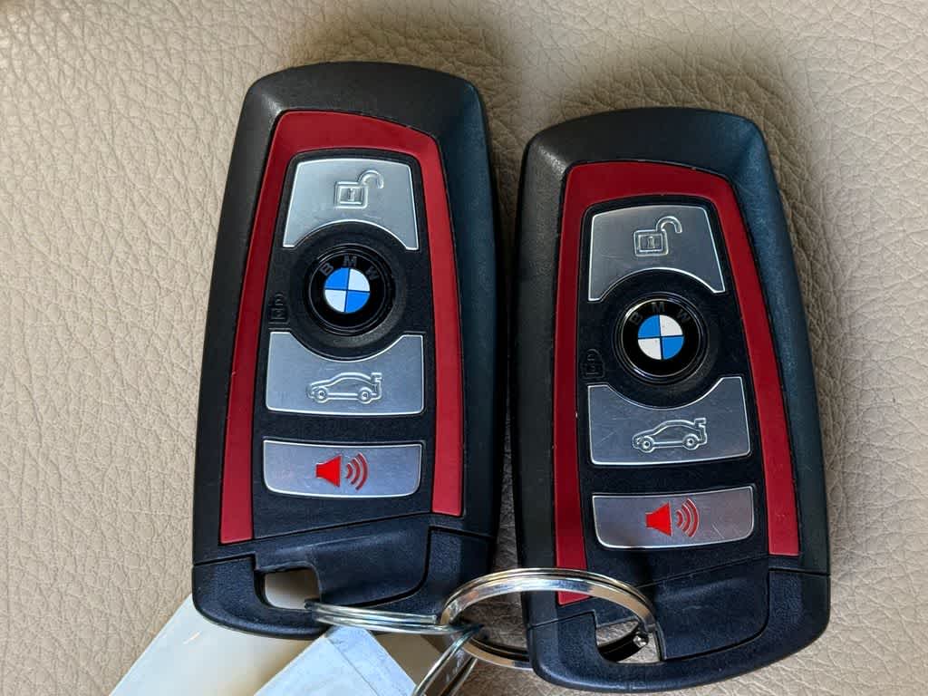 Thumbnail: 2016 BMW 3 Series - 21