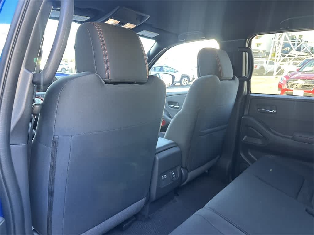 Thumbnail: 2024 Nissan Frontier - 12