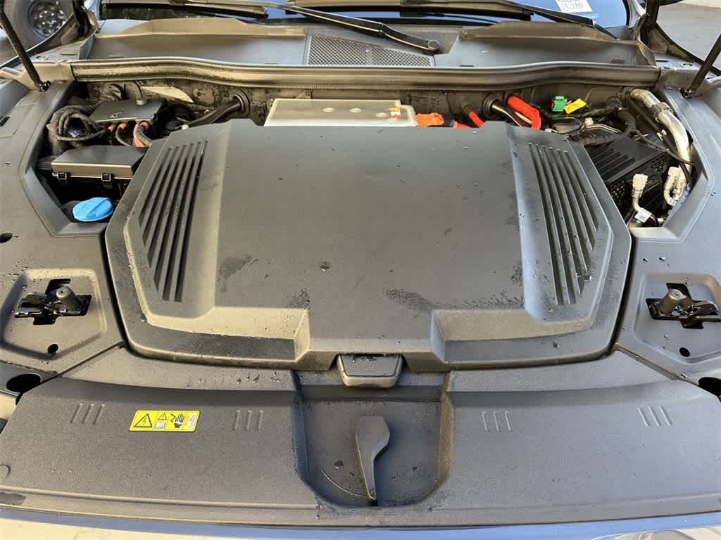 Thumbnail: 2019 Audi e-tron - 9