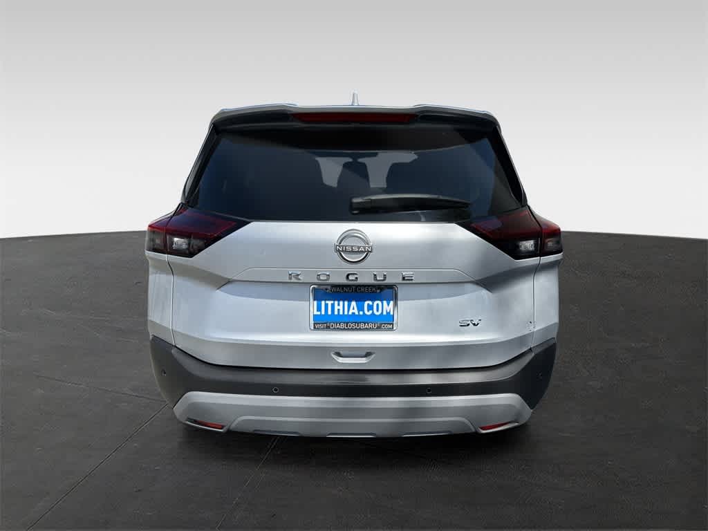 2023 Nissan Rogue SV 5