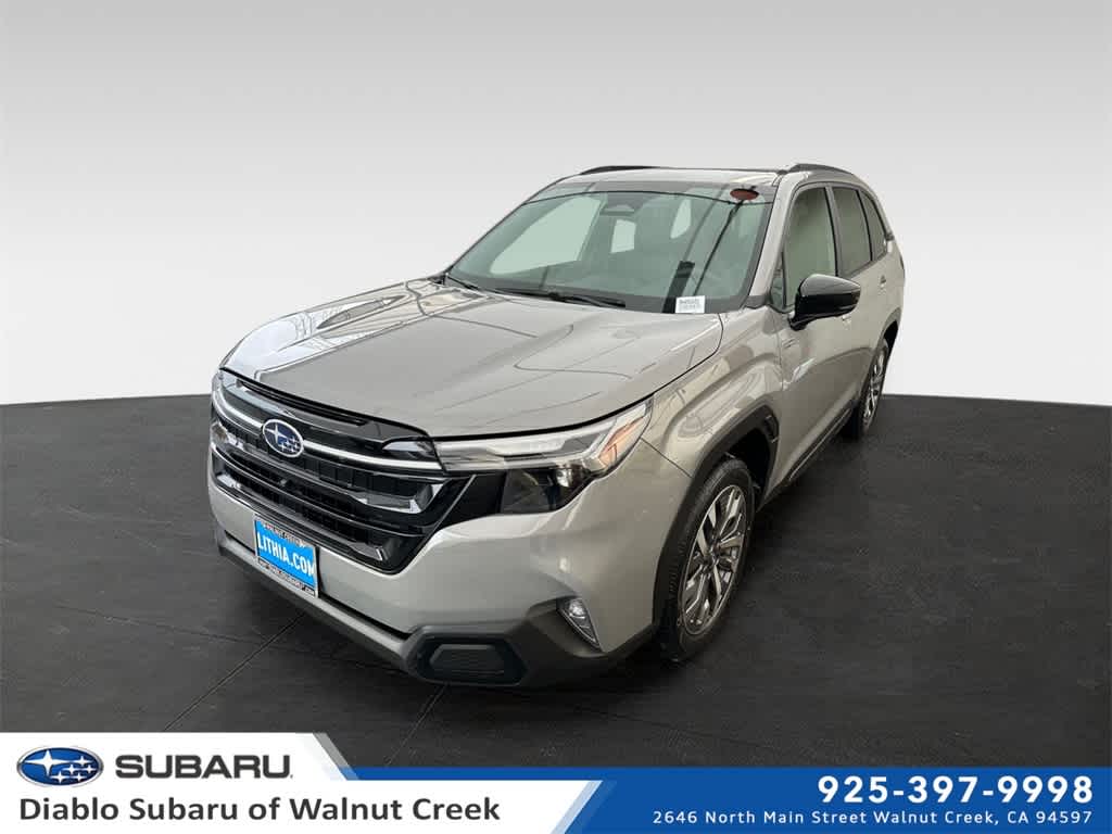 2025 Subaru Forester Touring's photo