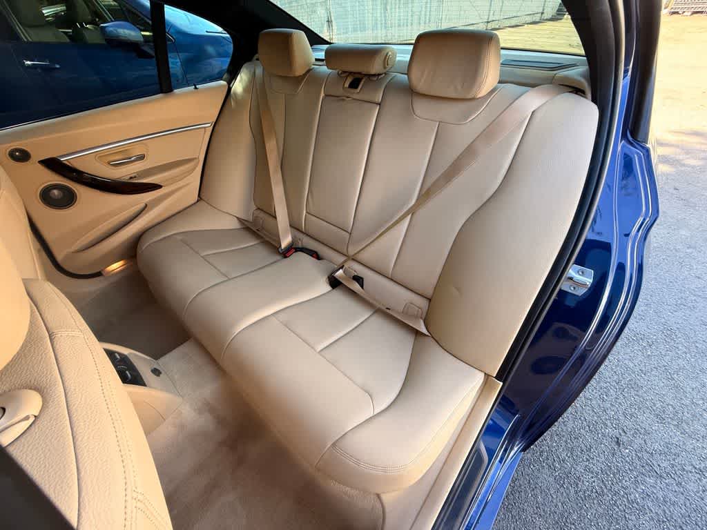 Thumbnail: 2016 BMW 3 Series - 14