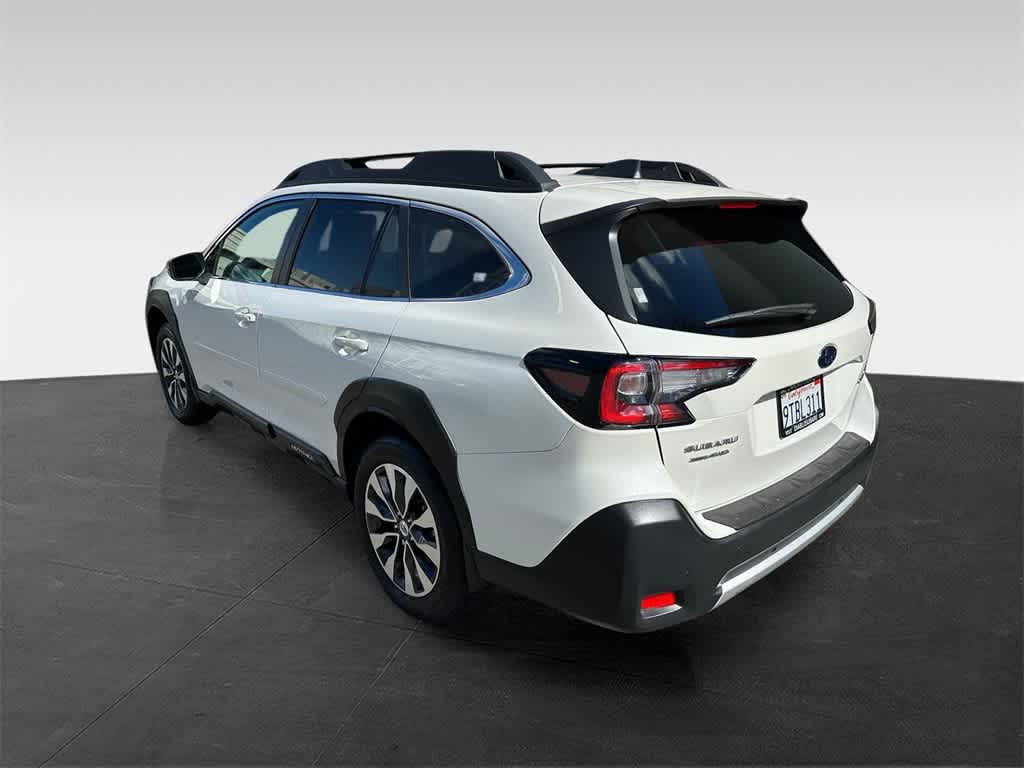 2025 Subaru Outback Limited photo 4