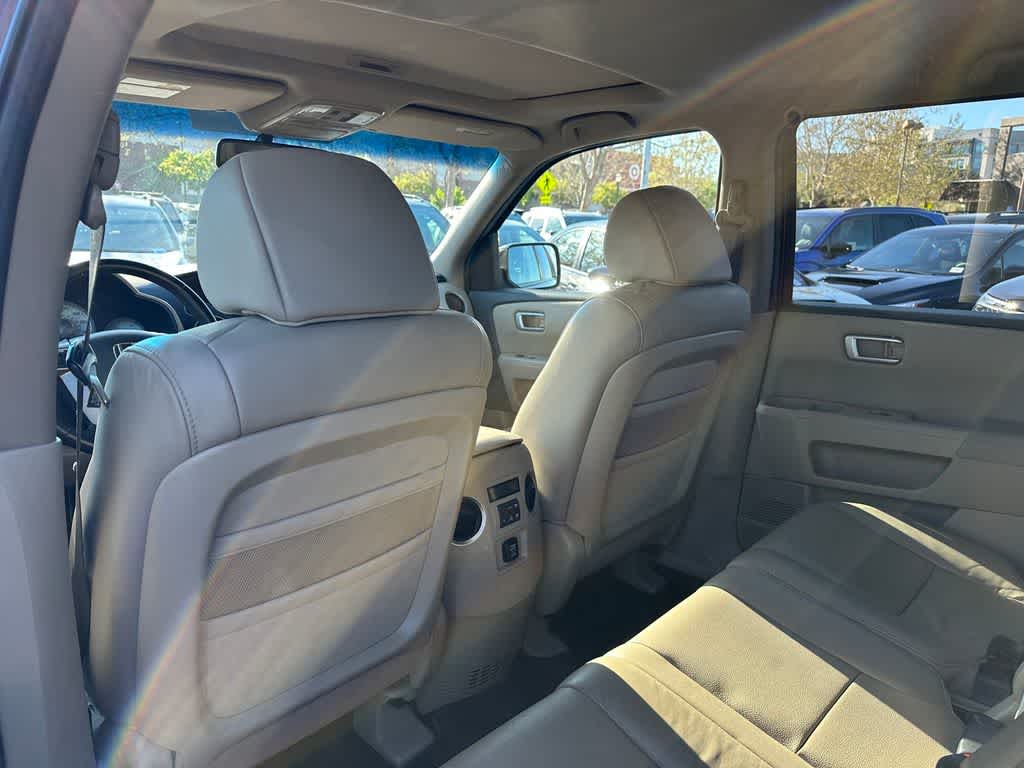 Thumbnail: 2011 Honda Pilot - 12