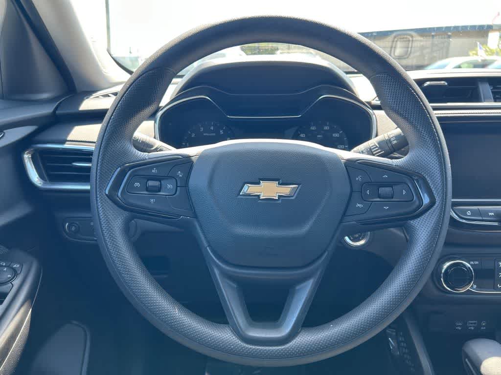 Thumbnail: 2021 Chevrolet TrailBlazer - 15