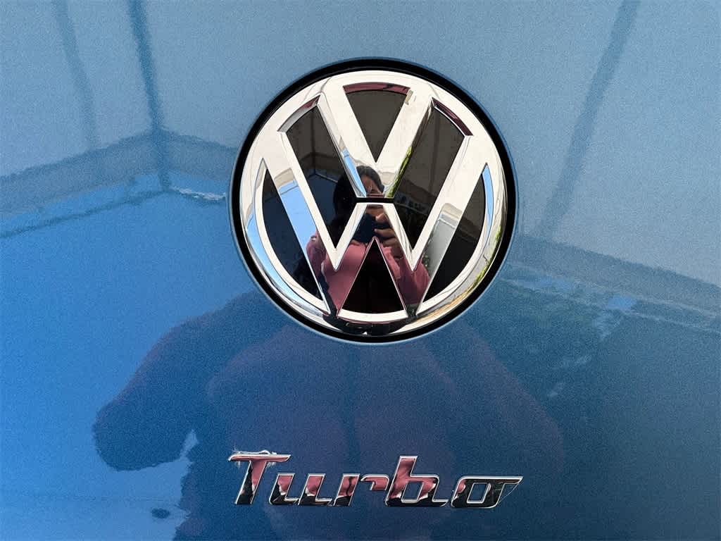 Thumbnail: 2016 Volkswagen Beetle - 7