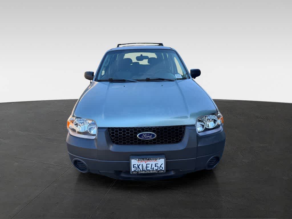 Thumbnail: 2005 Ford Escape - 5