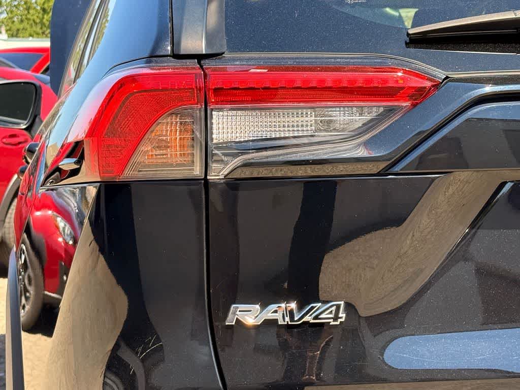 Thumbnail: 2020 Toyota RAV4 - 7