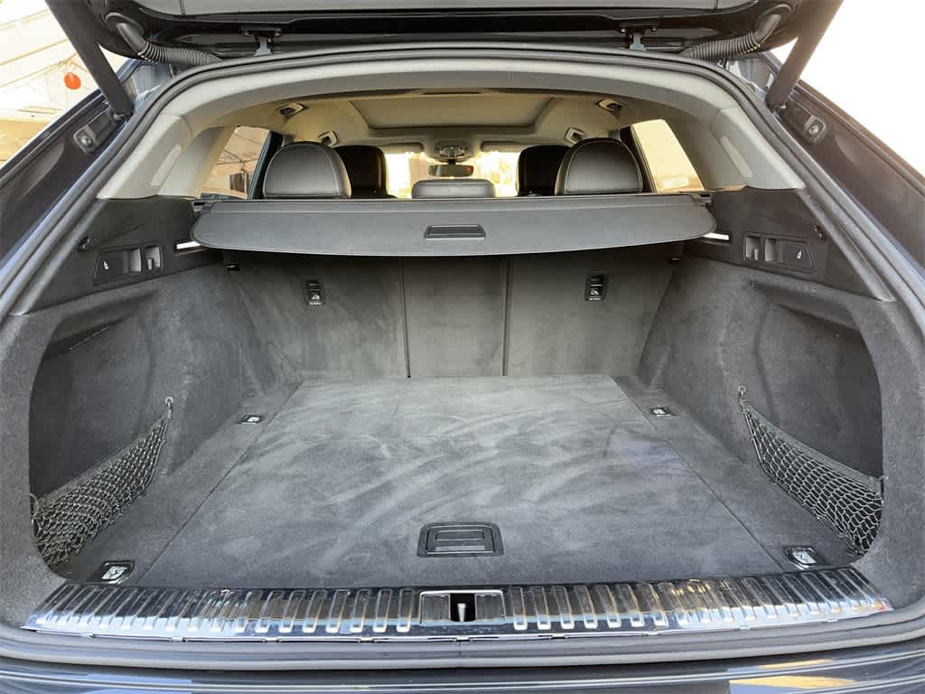 Thumbnail: 2019 Audi e-tron - 20