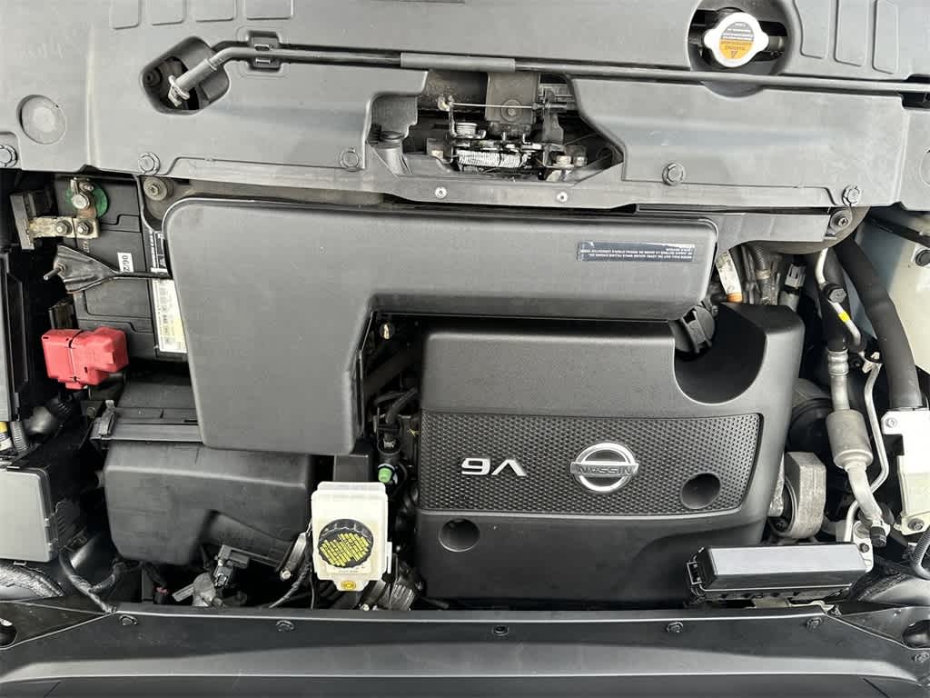 2015 Nissan Pathfinder SL 9