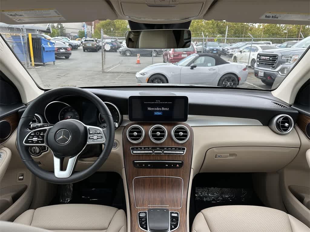 Thumbnail: 2022 Mercedes-Benz GLC - 10