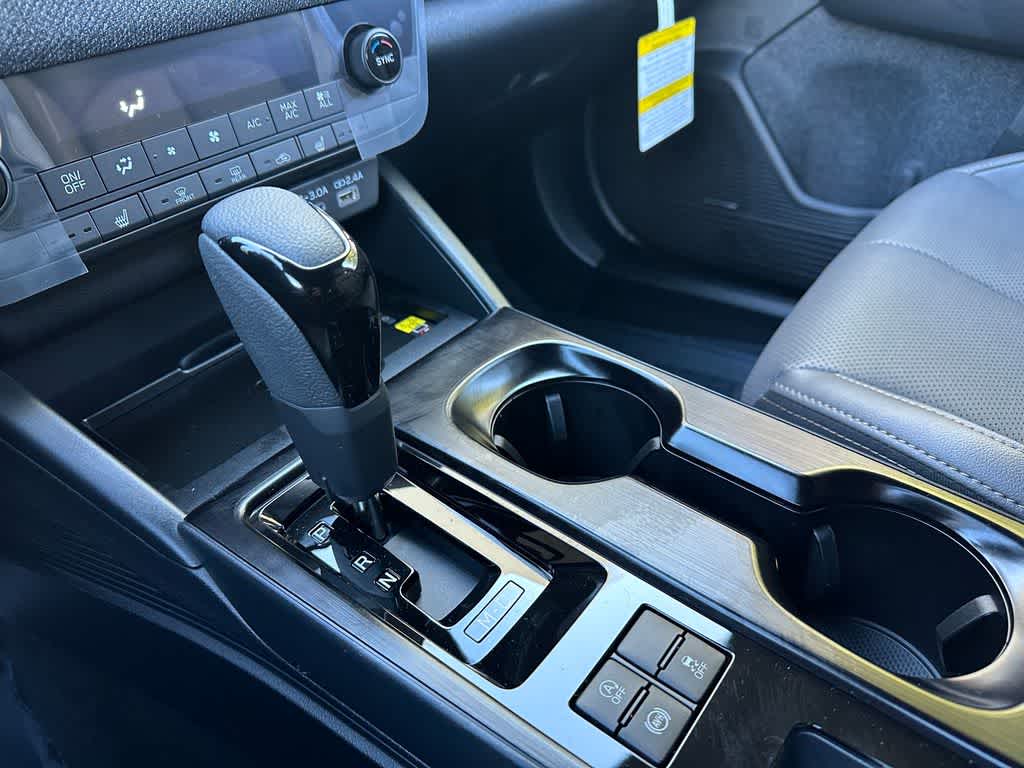 Thumbnail: 2026 Subaru Outback - 18