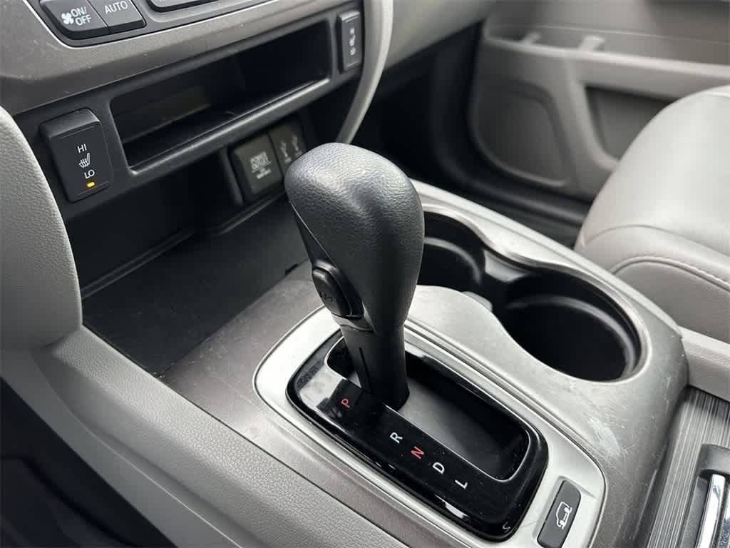 Thumbnail: 2016 Honda Pilot - 18