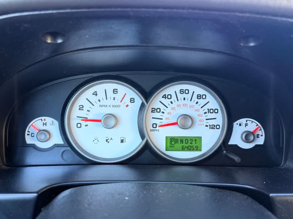 Thumbnail: 2005 Ford Escape - 15