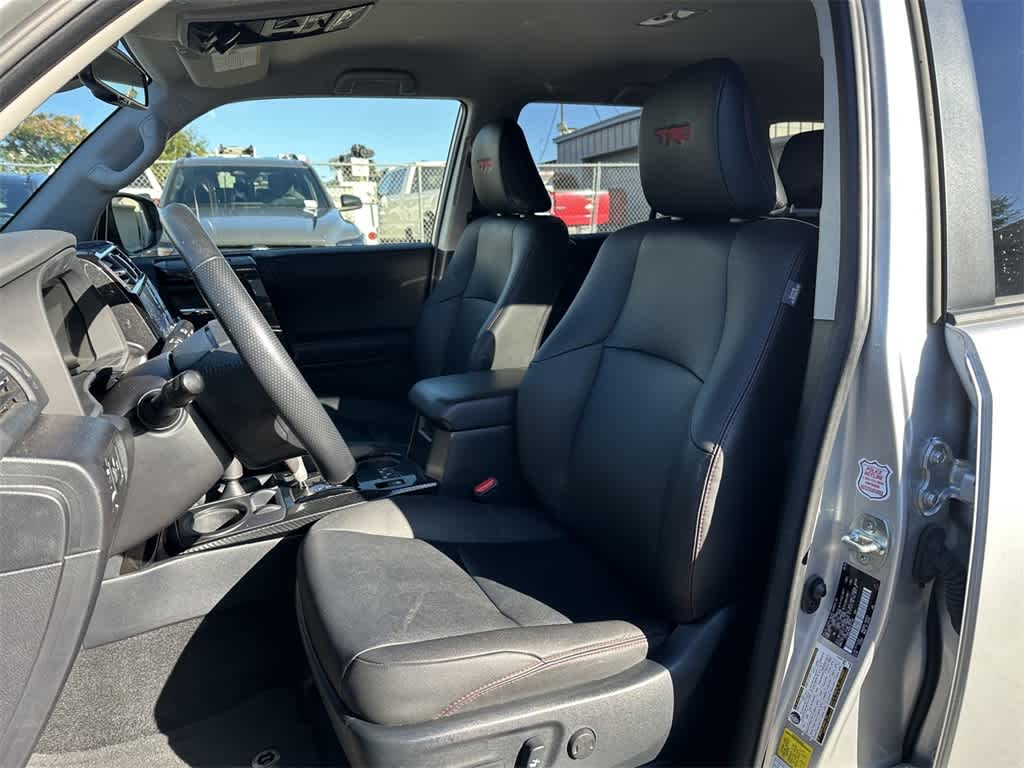 Thumbnail: 2024 Toyota 4Runner - 11