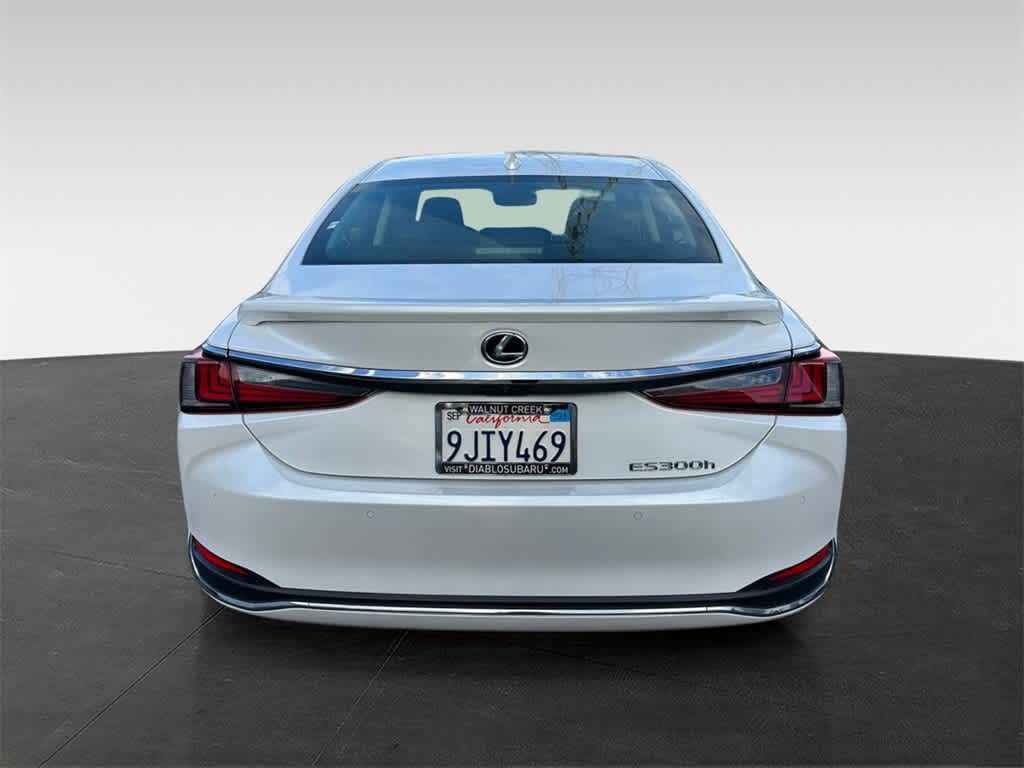 Thumbnail: 2024 Lexus ES - 5