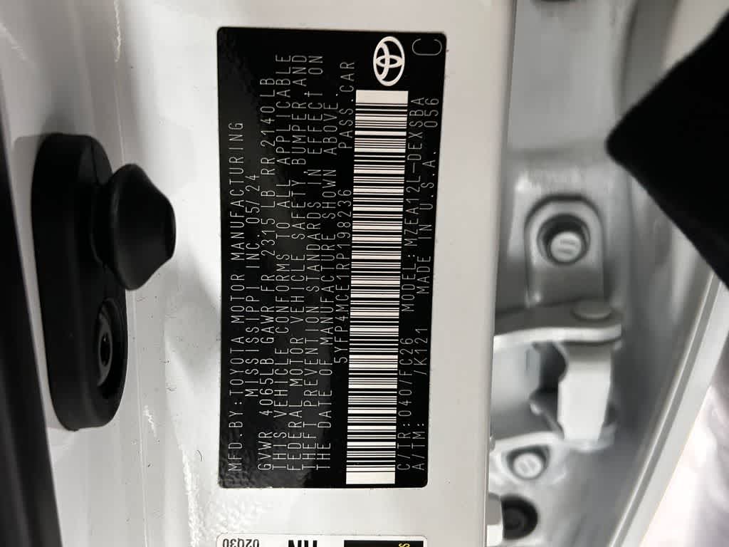 Thumbnail: 2024 Toyota Corolla - 22