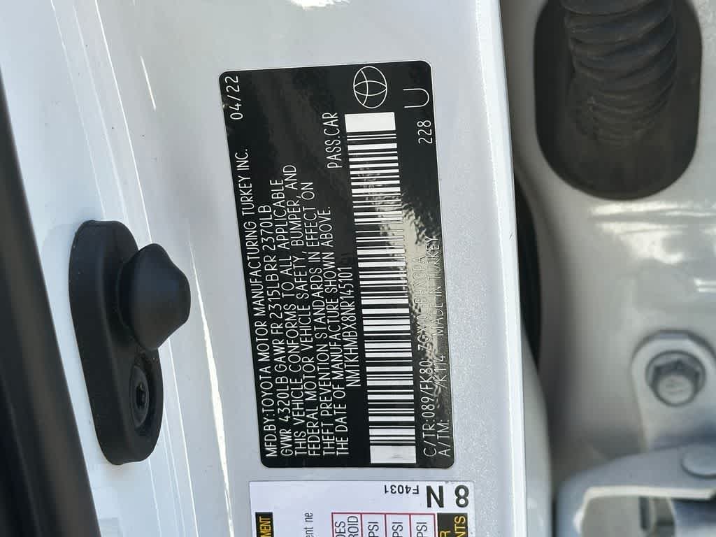 Thumbnail: 2022 Toyota C-HR - 19