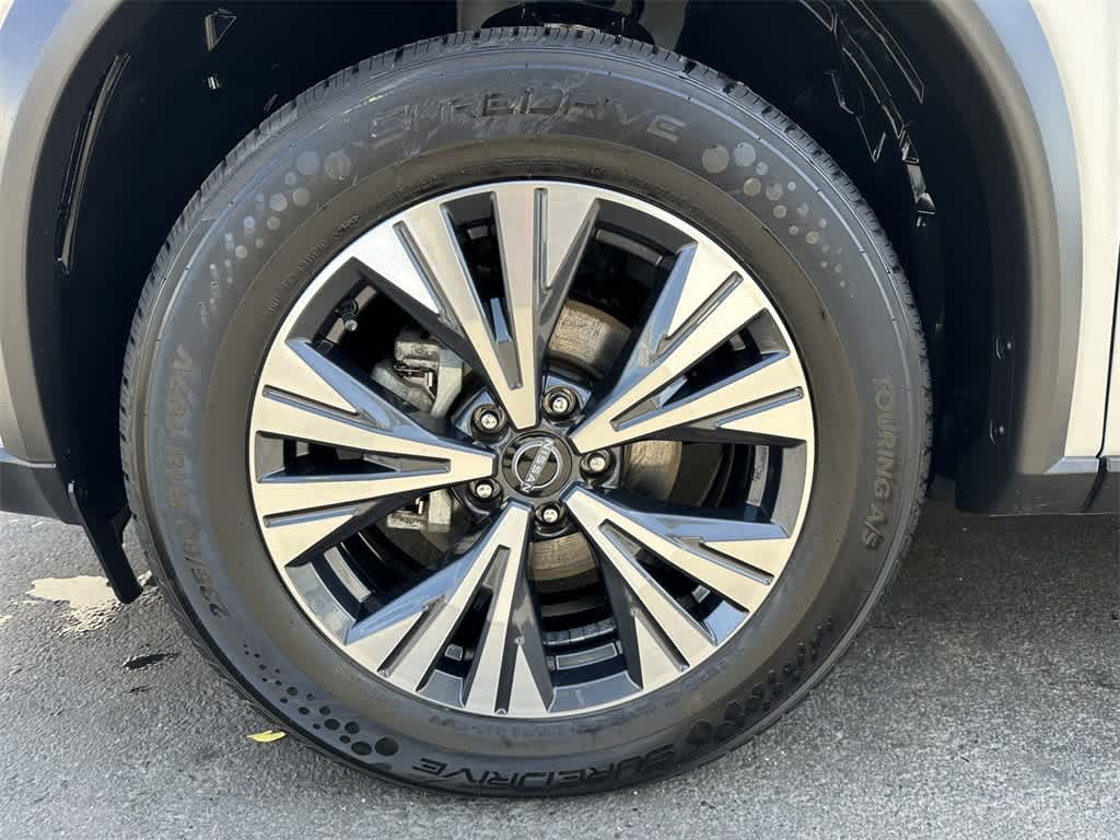 2023 Nissan Rogue SV 7