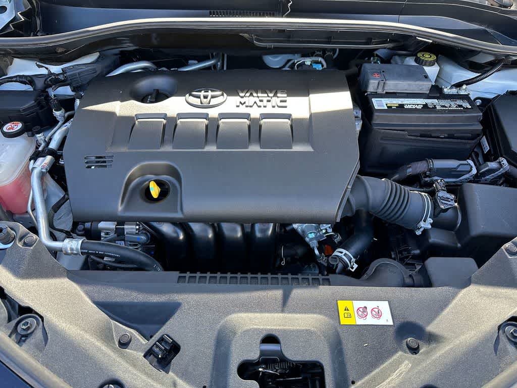 Thumbnail: 2022 Toyota C-HR - 8