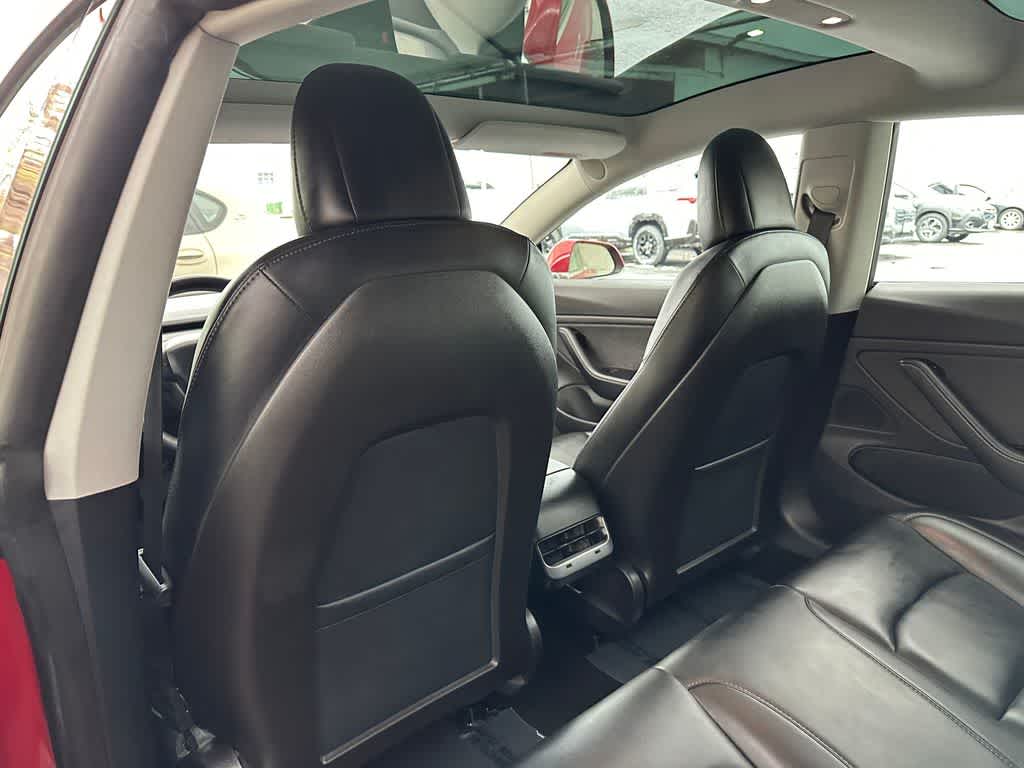 Thumbnail: 2019 Tesla Model 3 - 12