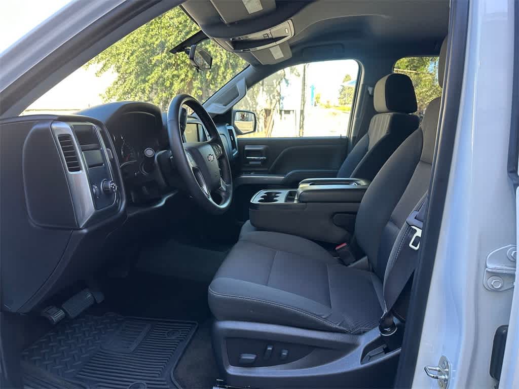 Thumbnail: 2017 Chevrolet Silverado 1500 - 2