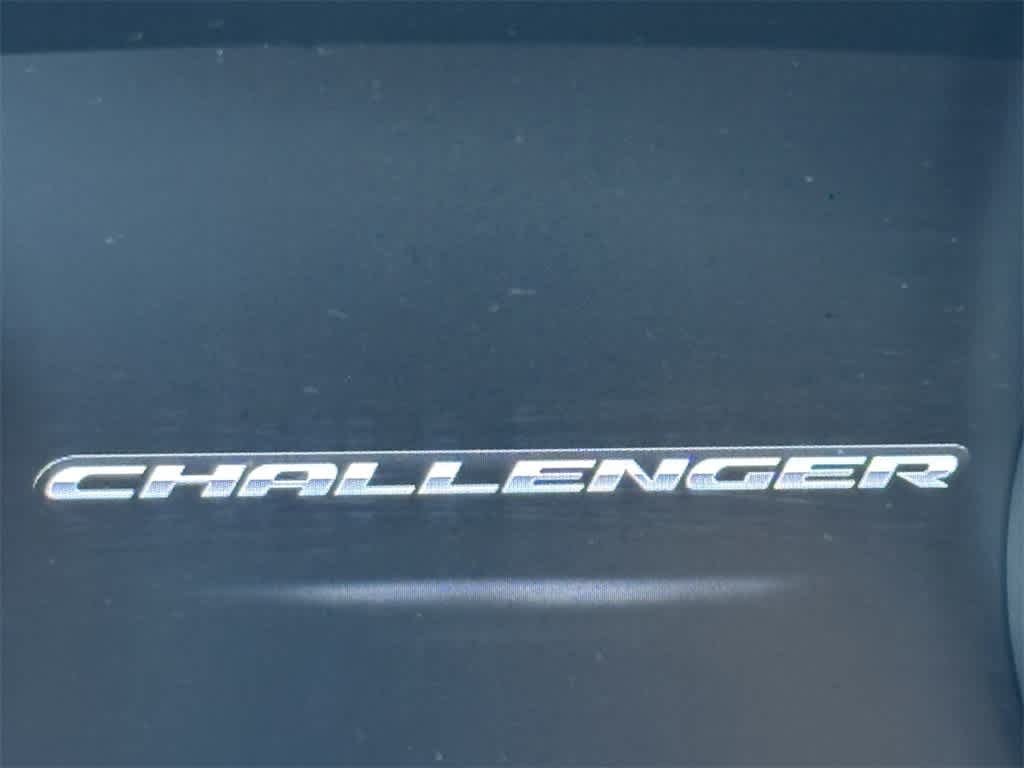 2017 Dodge Challenger SXT 7