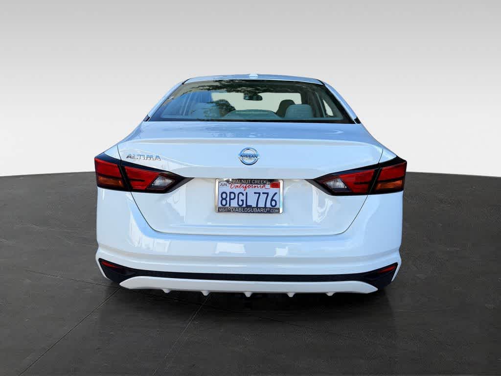 Thumbnail: 2020 Nissan Altima - 5