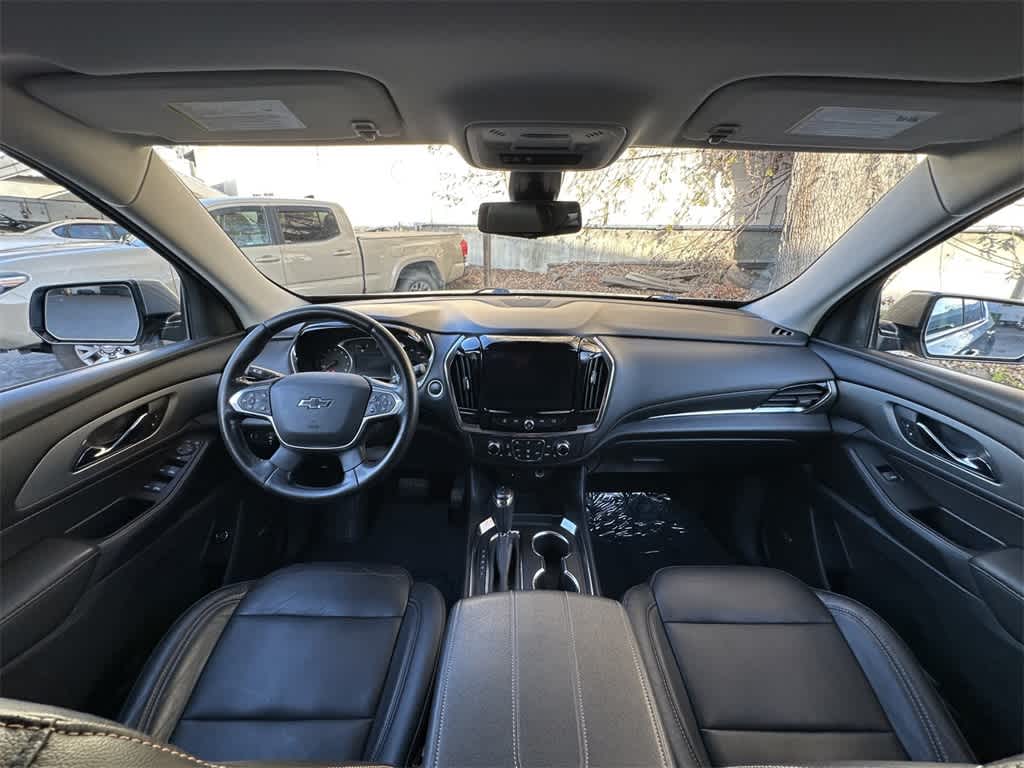 Thumbnail: 2020 Chevrolet Traverse - 10