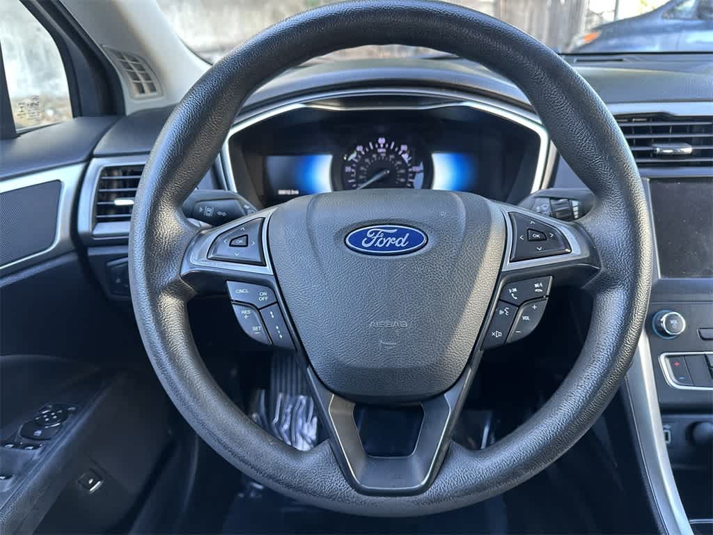 Thumbnail: 2019 Ford Fusion - 15