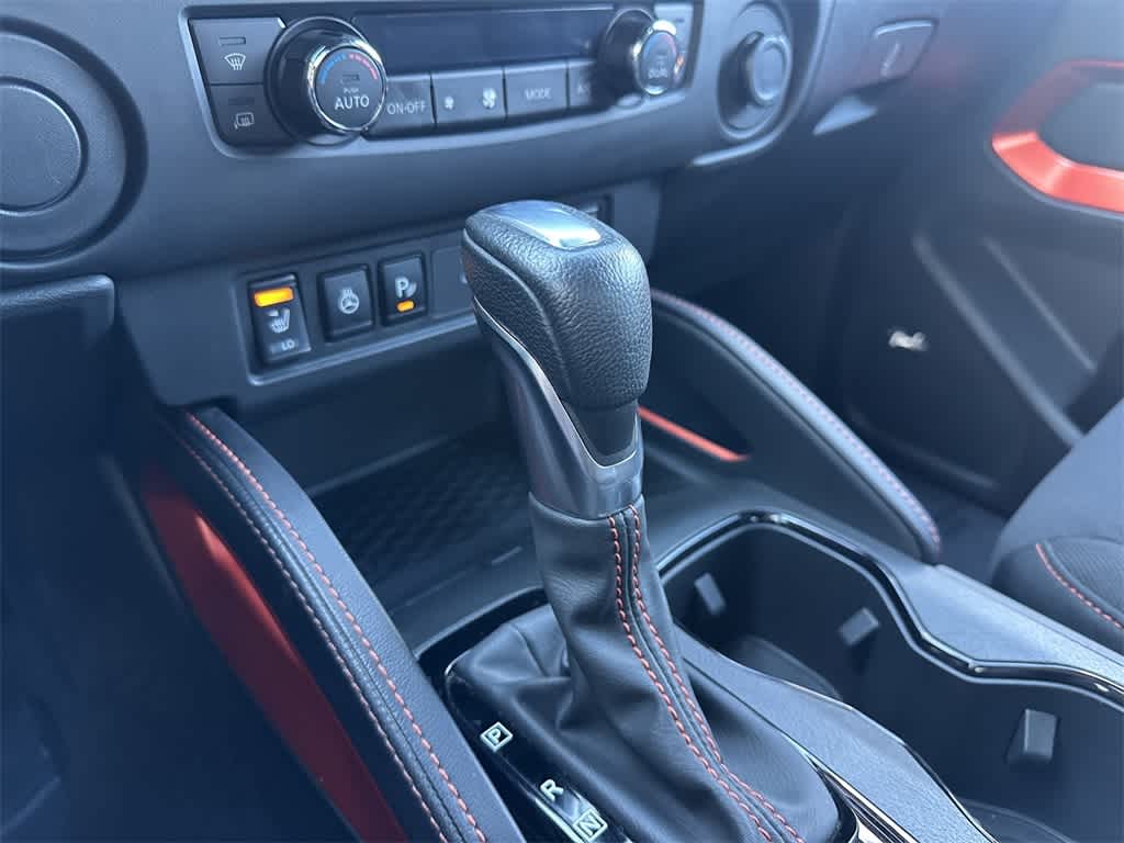 Thumbnail: 2024 Nissan Frontier - 17