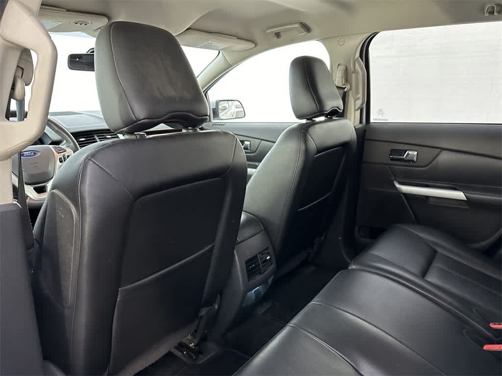 2012 Ford Edge Limited 12