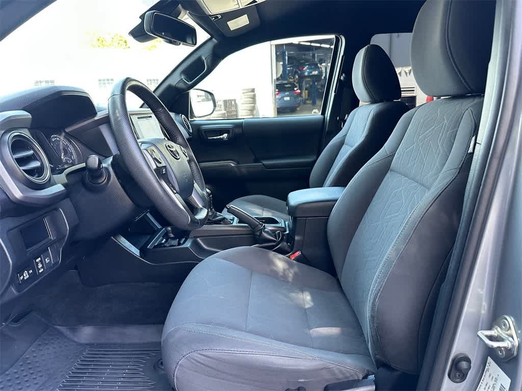 Thumbnail: 2019 Toyota Tacoma - 2