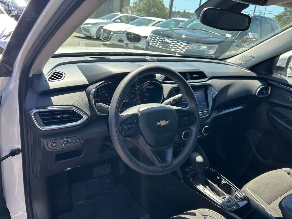 Thumbnail: 2021 Chevrolet TrailBlazer - 2