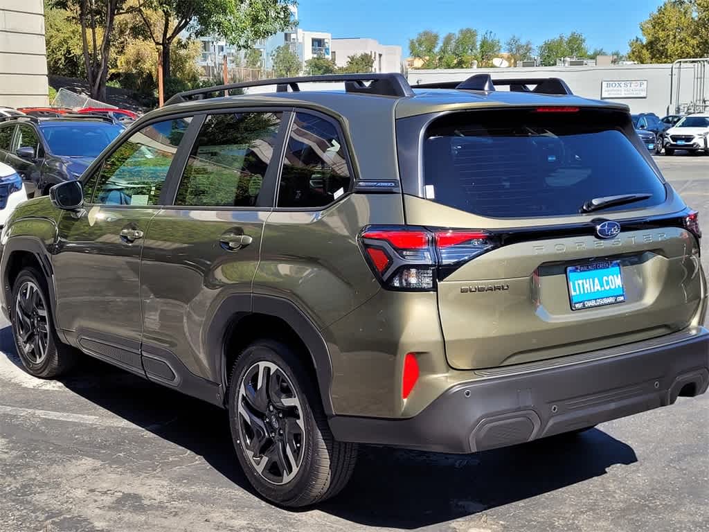 2025 Subaru Forester Limited 5