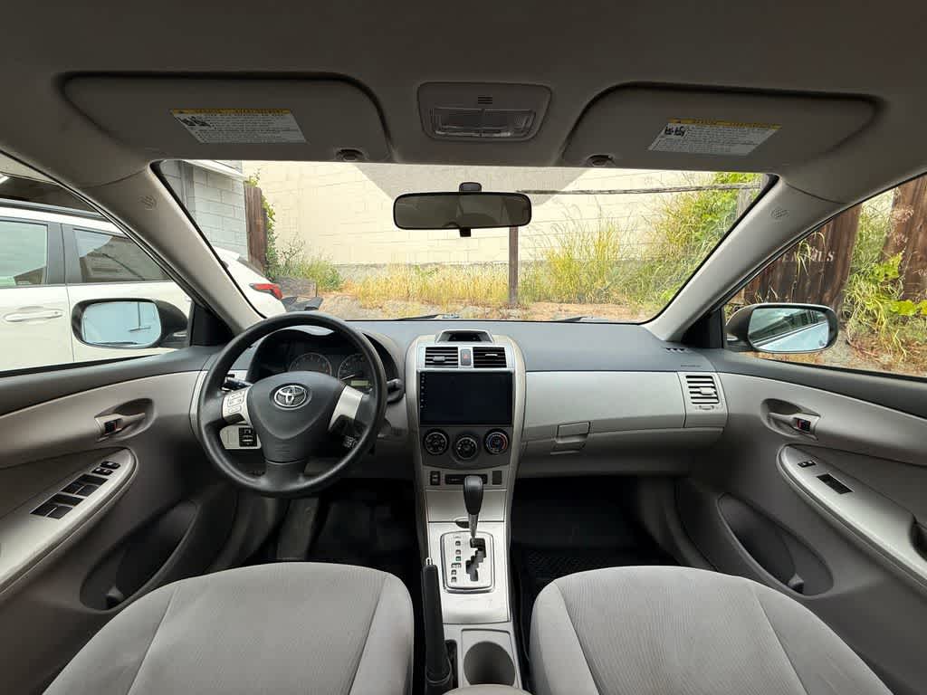 Thumbnail: 2012 Toyota Corolla - 10