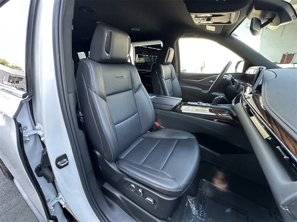 Thumbnail: 2023 Cadillac Escalade - 14
