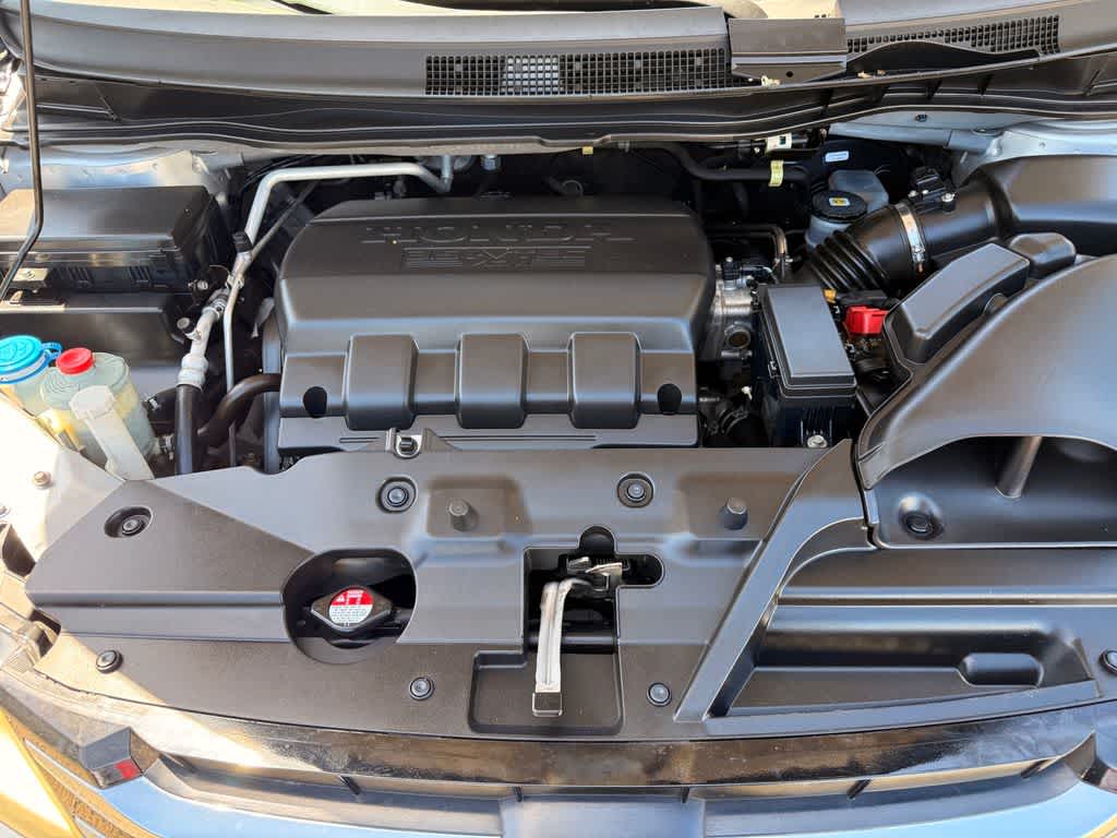 Thumbnail: 2015 Honda Odyssey - 9