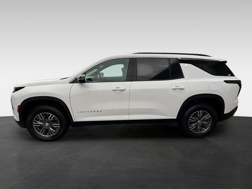 Thumbnail: 2024 Chevrolet Traverse - 3