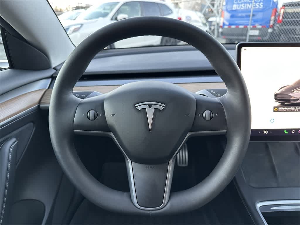 Thumbnail: 2022 Tesla Model 3 - 16