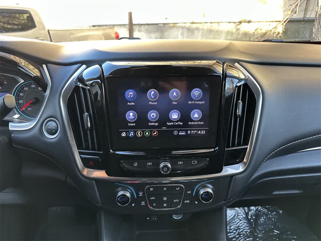 Thumbnail: 2020 Chevrolet Traverse - 17